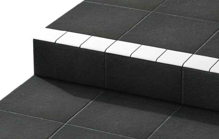 視認性の高い階段部の例